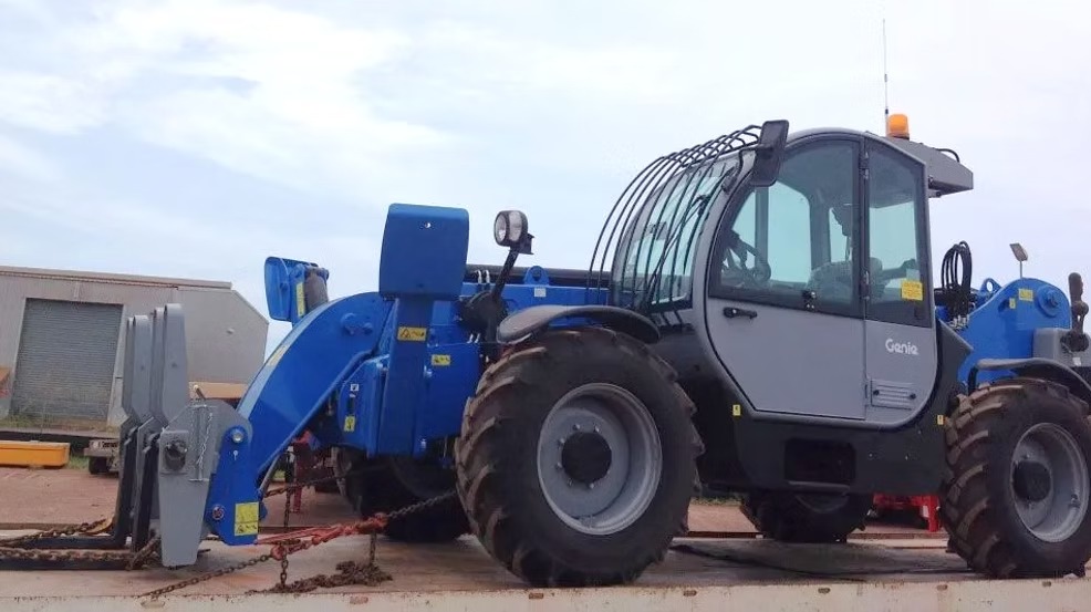 Crange Telehandler Crane Hire Darwin | Mobile Crane Hire NT | A.M. Cranes & Rigging